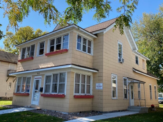 Photo - 908 7th St S Unit 908