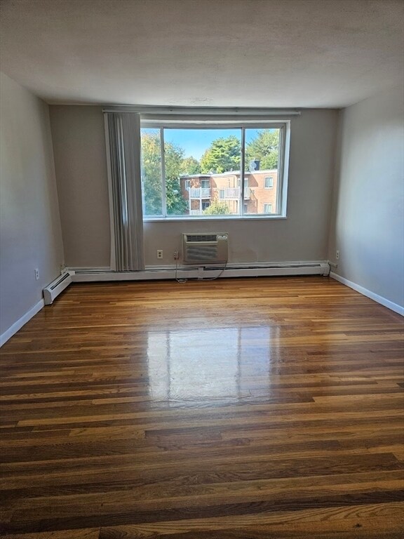 Photo - 572 Cummins Hwy Unidad 12