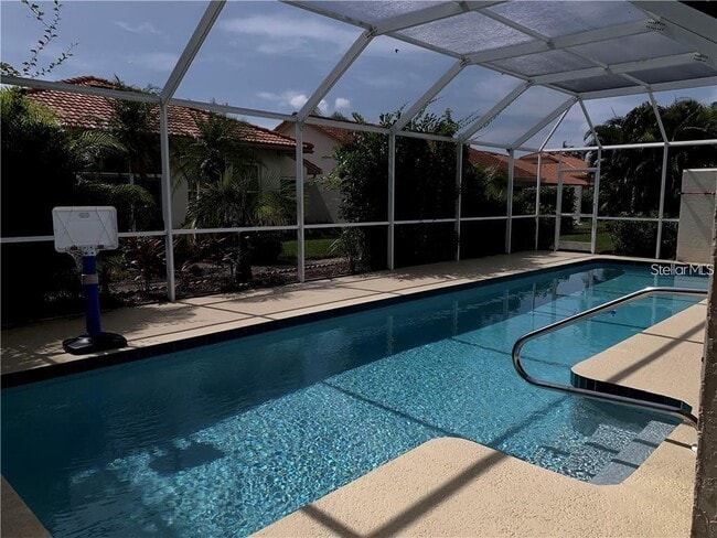 Photo - 4810 Raintree St Cir E