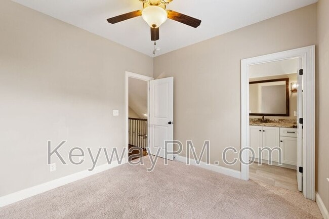 Photo - 507 Windermere St