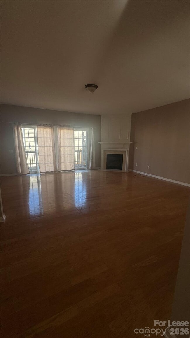 Photo - 5512 Werburgh St