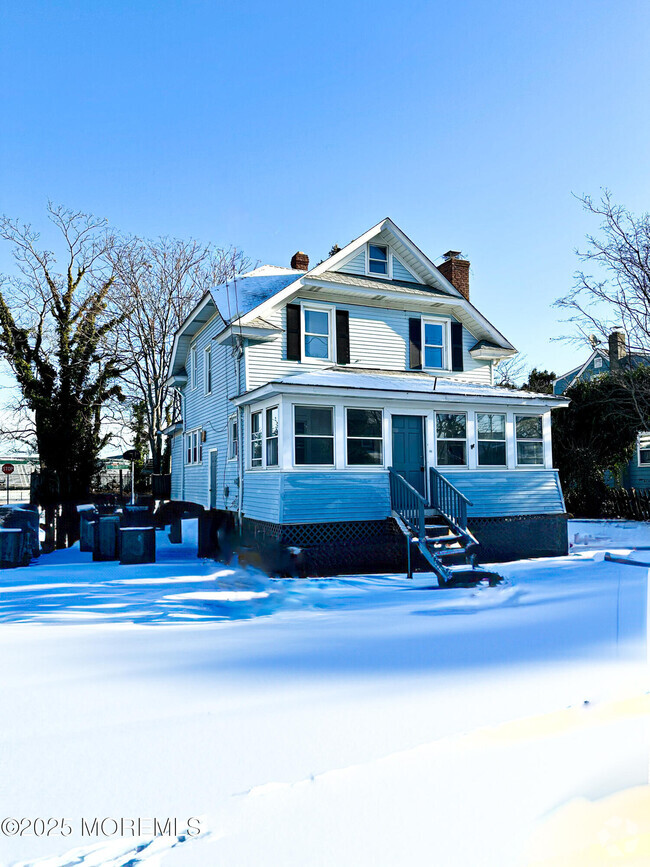 Building Photo - 13 Woolley Ave Rental