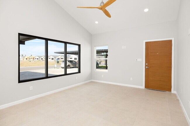 Photo - 2701 Robin Rd