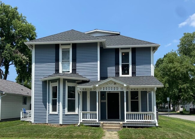 Building Photo - 1394 Wayne St Unit 1394.5