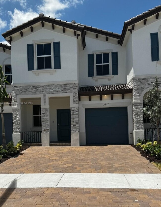 Building Photo - 2325 NW 125 St Rental