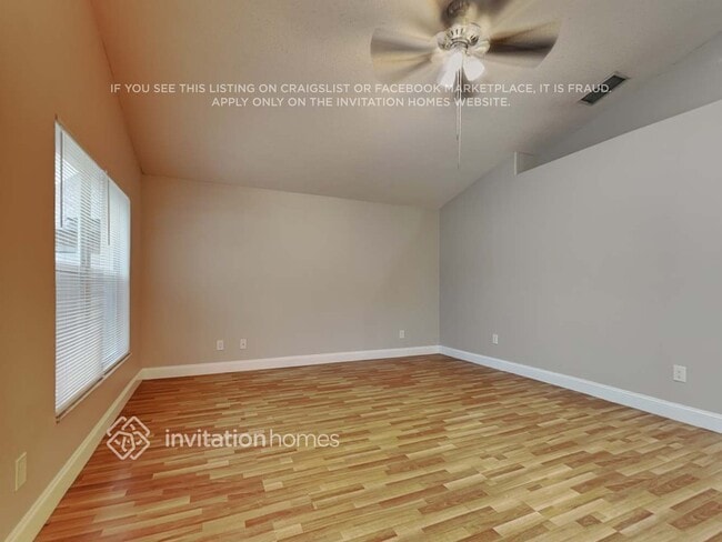 Photo - 1327 Crimson Clover Ln