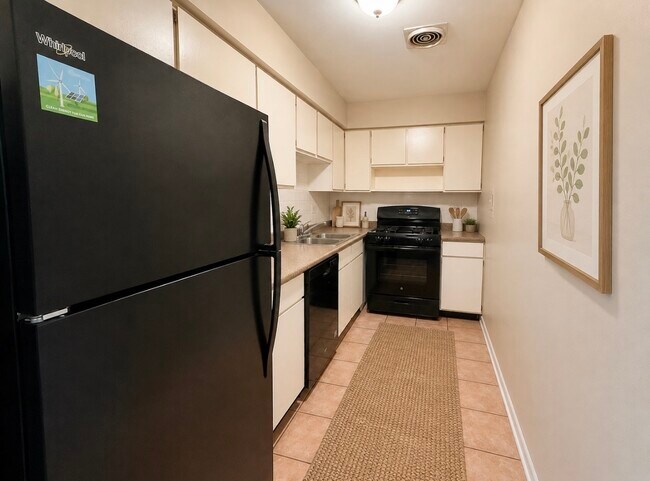 Photo - 205 W Miner St Unit 106