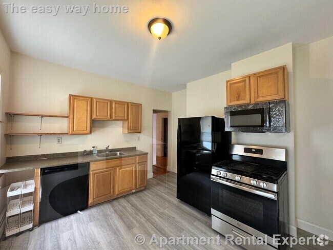 Building Photo - 61 Webster Ave Rental