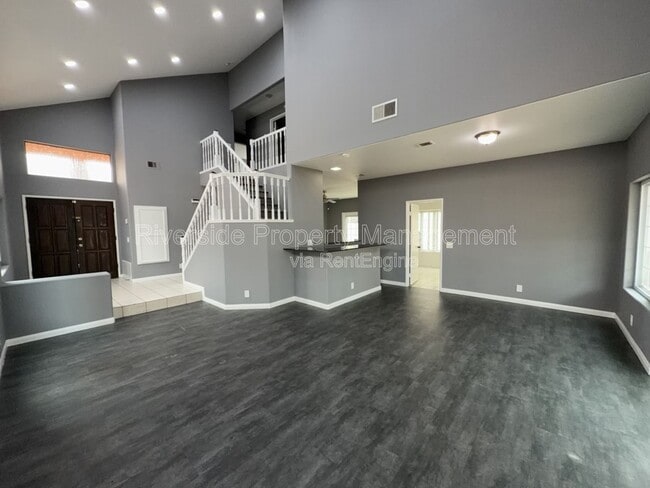 Photo - 16642 War Cloud Dr