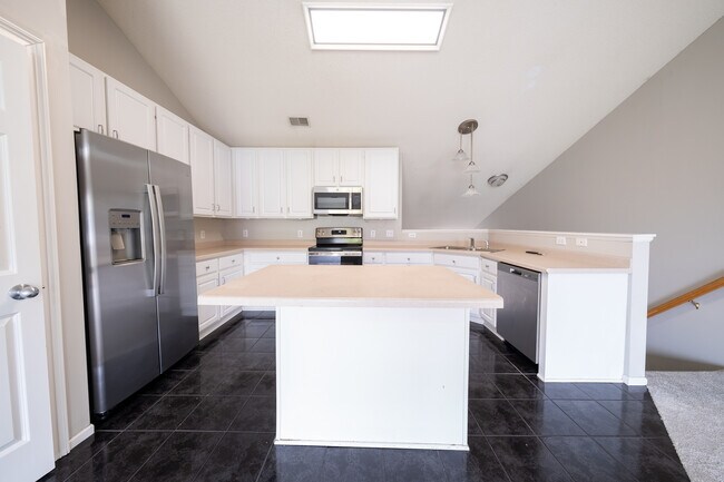 Photo - 7591 Derby Ln