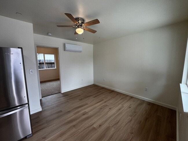 Photo - 3216 California St Unidad (1X) 3216 California Street #B [PRM: Renee]