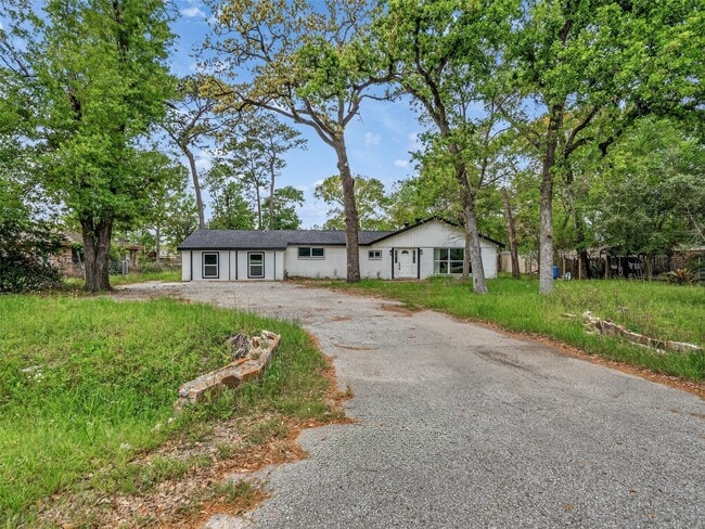 Building Photo - 11515 Iberia Dr