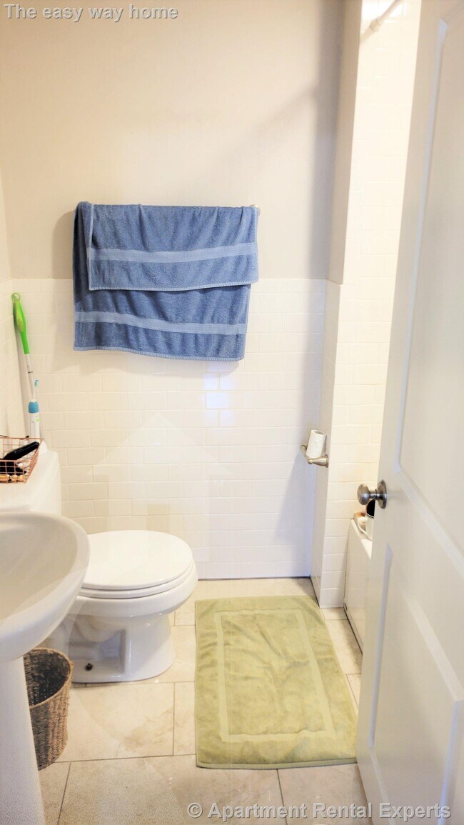 Photo - 134 Summer St Unidad #5