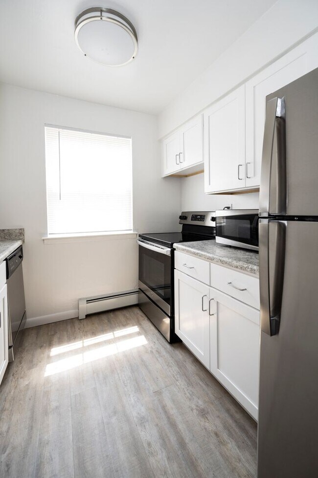 Photo - Rosewood Apartments