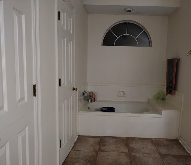 Photo - 5344 River Meadow Dr