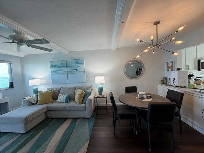 Photo - 775 John Ringling Blvd Unit 24