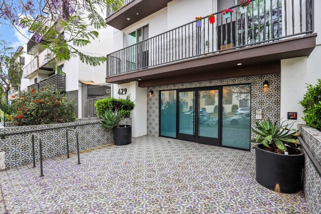 Front Entrance of Hayworth Abbey - Hayworth Abbey by Wiseman