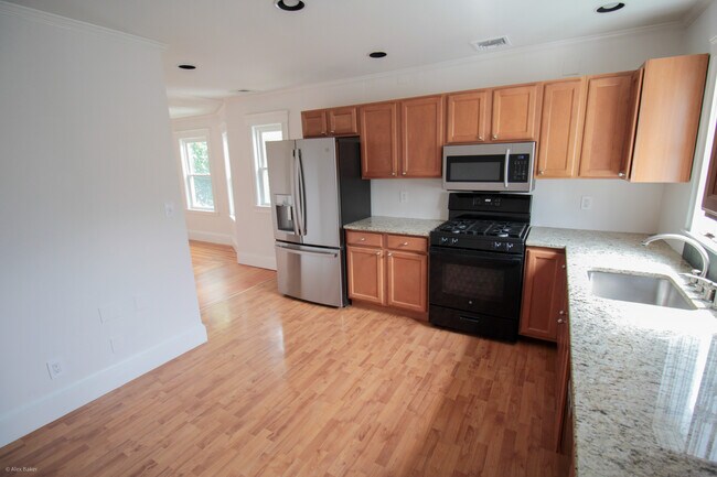 Photo - 130 Capen St Unit 130