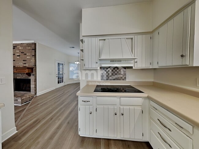 Photo - 7012 Poplar Creek Trce