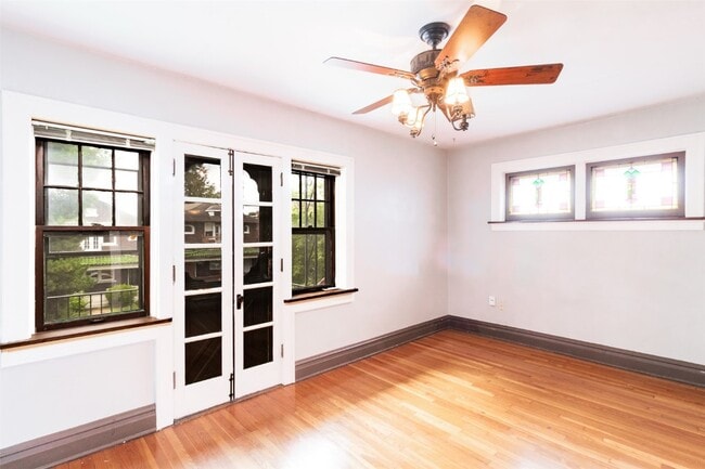 Photo - 4989 Tholozan Ave Unit 2nd Floor