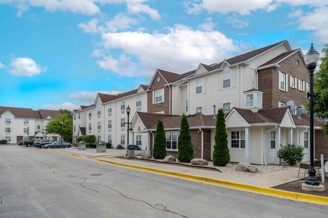 Furnished Studio-Chicago - Elgin - West Dundee