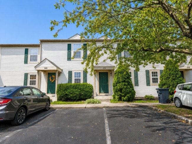 238 Macfalls Way Unit 87C