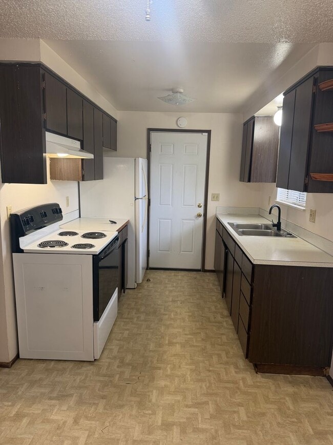 Photo - Springfield House