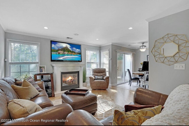 Photo - 17 Nutmeg Ct