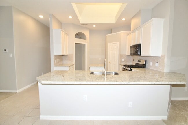 Photo - 915 Rock Springs Dr