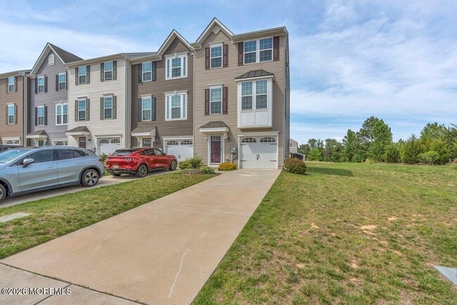 Photo - 411 Sammy St