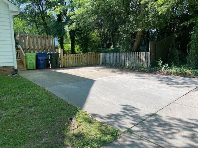 Photo - 2025 Bason Ct