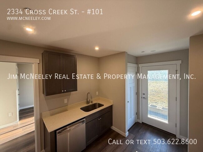2334 Cross Creek St Unidad 101