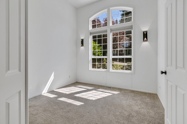 Photo - 19718 12th Ave W