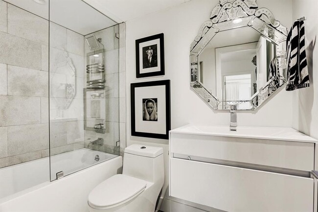 Photo - 3600 Montrose-ID44.51 Unit ID44.51