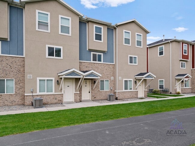 Photo - Modern 3BR Apt with Attached Garage & Stunning Mountain Views – Vineyard, UT Unit 9-D