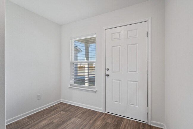 Photo - 3927 Trail de Paris