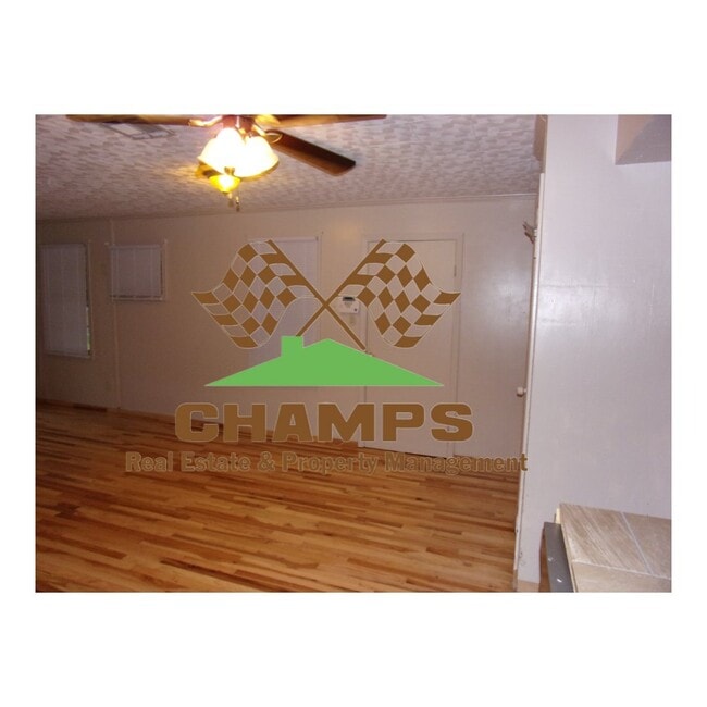 Photo - 3 -bedroom House for rent in Opelousas