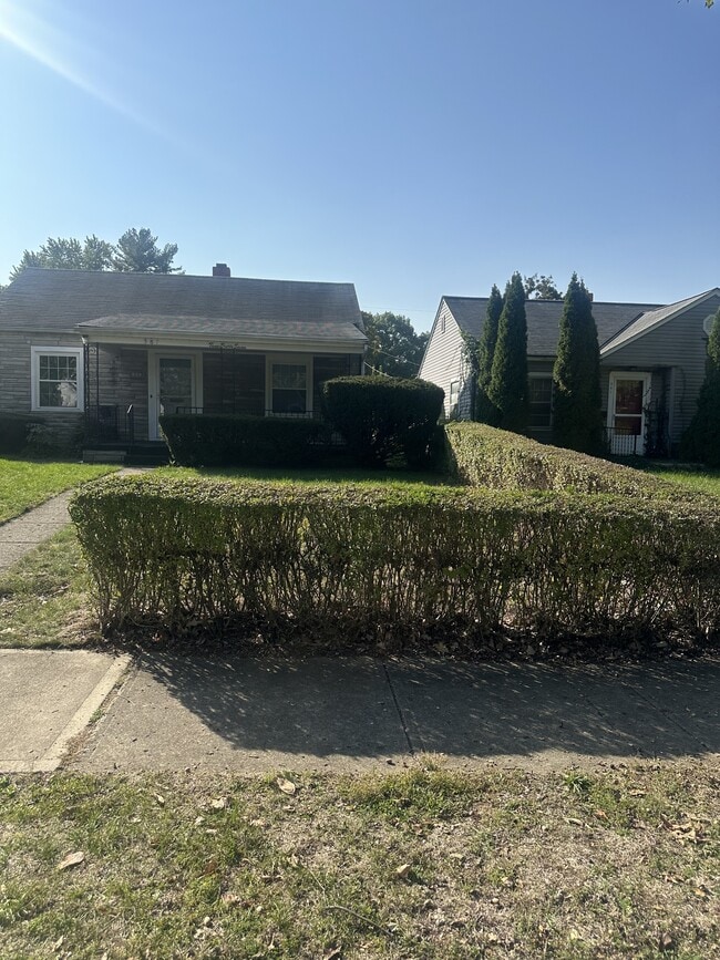 Photo - 387 E Royal Forest Blvd