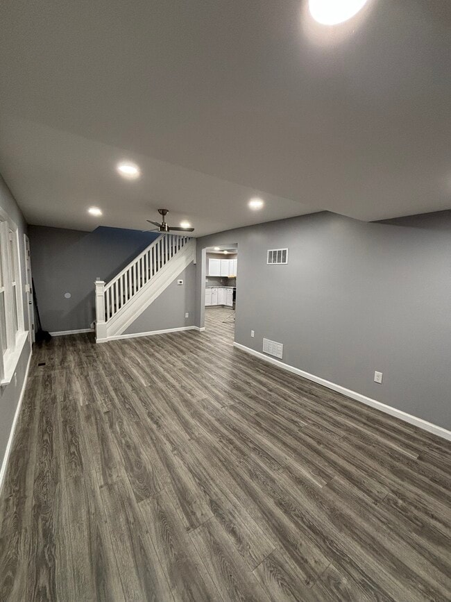 Photo - 2410 Cedar Ave