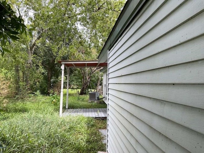 Photo - 1910 Little St