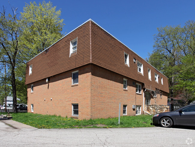 Building Photo - Walnut Rental