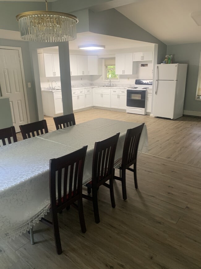 Photo - 107 Park Ave