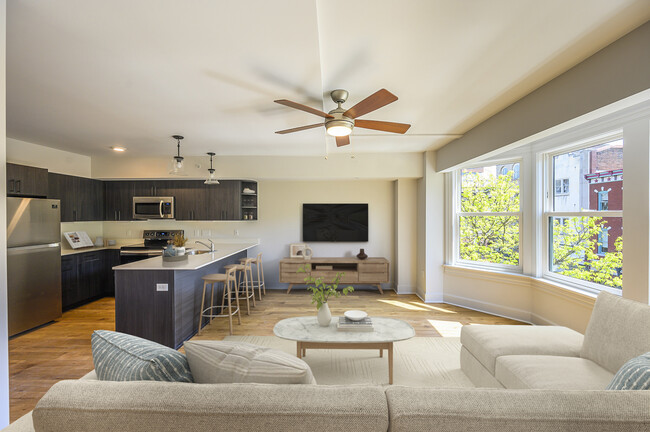 Building Photo - MKT North Rental