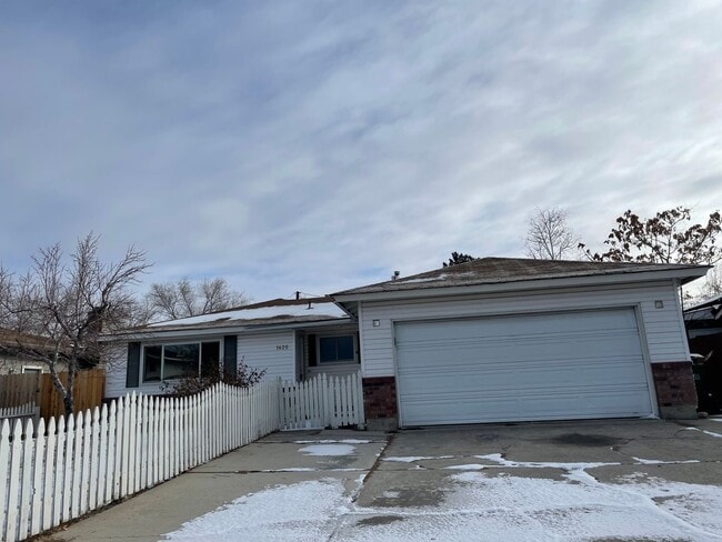 Photo - 4 Bedroom 2 bath 2 car garage