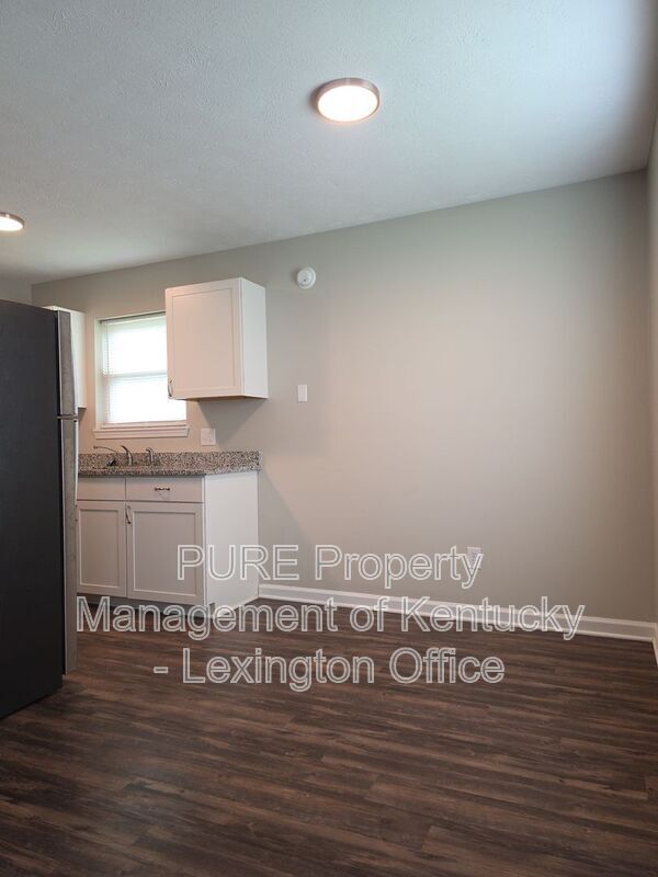 Photo - 3793 Camelot Dr Unit C