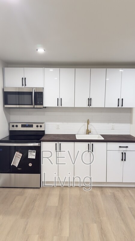 Building Photo - 137 Oakdale Ave