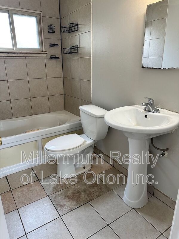 Photo - 397 Cameron Ave