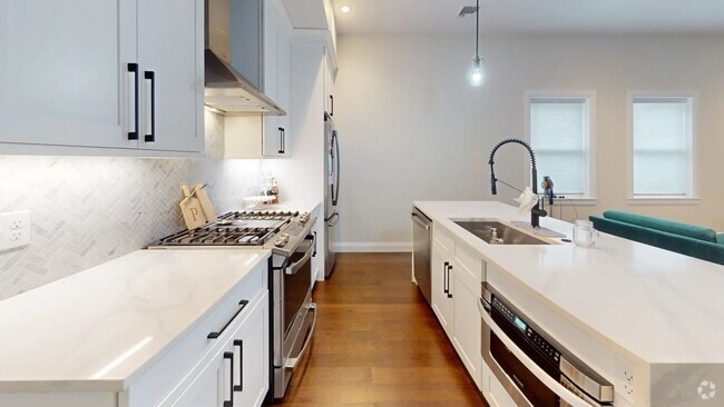 Building Photo - 119 Barnes Ave Unit 3 Rental