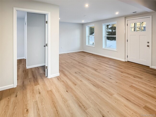 Photo - 4332 Albany Post Rd Unit 4