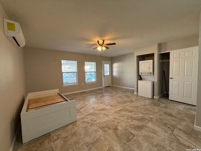 Photo - 269 E Rosewood Ave